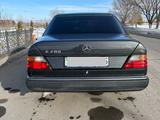 Mercedes-Benz E 200 1993 годаүшін2 600 000 тг. в Талдыкорган – фото 2