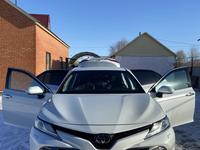 Toyota Camry 2018 года за 15 000 000 тг. в Уральск