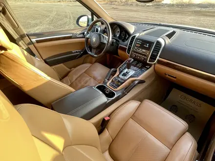 Porsche Cayenne 2014 года за 16 500 000 тг. в Астана – фото 16