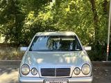 Mercedes-Benz E 320 1996 годаfor2 950 000 тг. в Талдыкорган