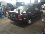 Opel Vectra 1993 годаүшін550 000 тг. в Астана – фото 2