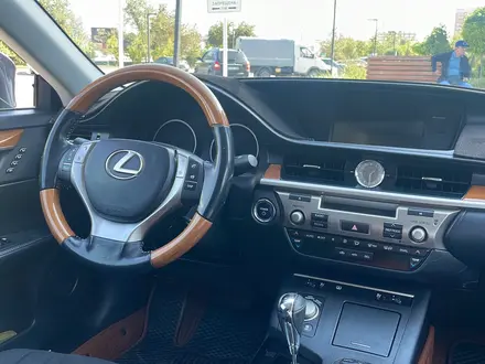 Lexus ES 300h 2014 года за 8 800 000 тг. в Актау – фото 26