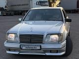 Mercedes-Benz E 220 1994 года за 1 300 000 тг. в Жаркент