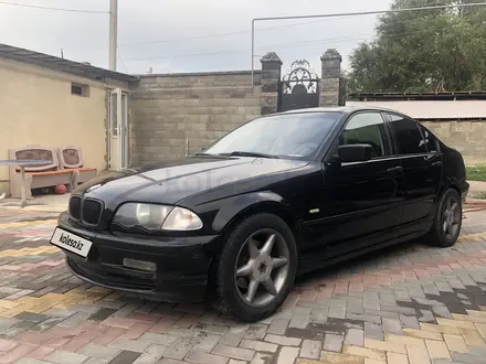 BMW 318 2001 года за 3 000 000 тг. в Алматы – фото 2