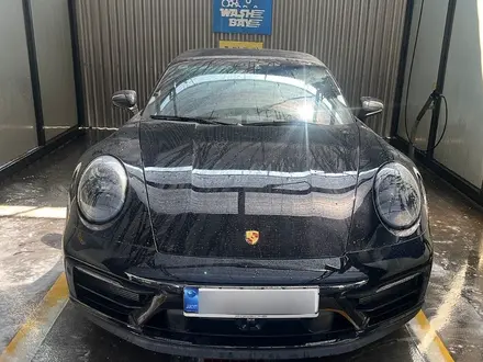Porsche 911 4 GTS 2022 года за 88 000 000 тг. в Алматы – фото 2