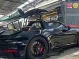 Porsche 911 4 GTS 2022 годаүшін88 000 000 тг. в Алматы – фото 3