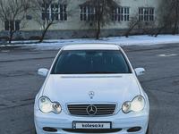 Mercedes-Benz C 240 2000 года за 3 400 000 тг. в Алматы