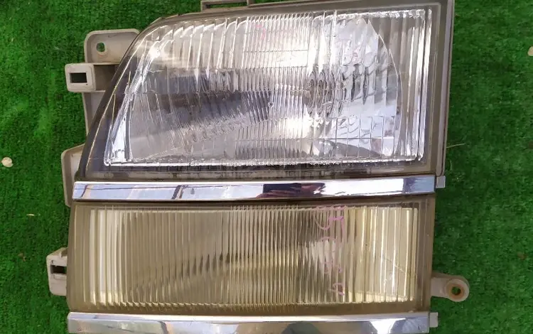Фара Nissan Elgrand E50 Ниссан Эльгранд Е50үшін25 000 тг. в Астана