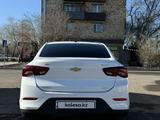 Chevrolet Onix 2025 года за 6 300 000 тг. в Караганда – фото 4