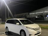 Toyota Sienna 2010 годаfor10 700 000 тг. в Алматы