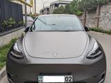 Tesla Model Y 2021 года за 17 800 000 тг. в Алматы – фото 2