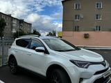 Toyota RAV4 2019 года за 12 500 000 тг. в Риддер – фото 4