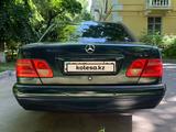 Mercedes-Benz E 230 1997 годаүшін2 450 000 тг. в Алматы – фото 5