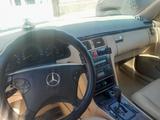 Mercedes-Benz E 240 2001 года за 2 600 000 тг. в Байконыр – фото 3
