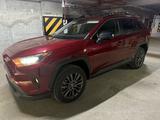 Toyota RAV4 2020 года за 8 350 000 тг. в Актау – фото 3