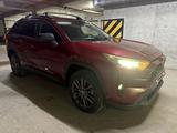Toyota RAV4 2020 года за 8 350 000 тг. в Актау – фото 2