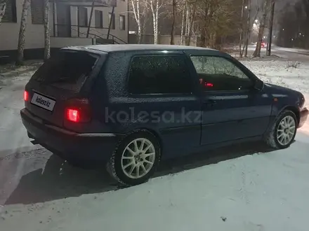 Volkswagen Golf 1994 года за 1 400 000 тг. в Астана – фото 15