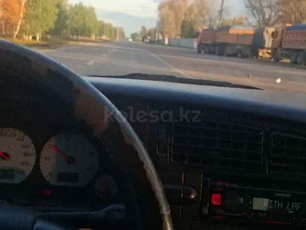 Volkswagen Golf 1997 года за 1 050 000 тг. в Костанай – фото 5