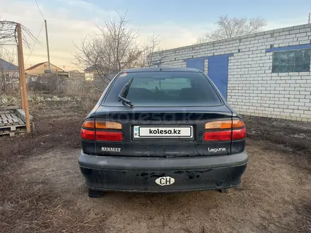 Renault Laguna 1999 года за 900 000 тг. в Уральск – фото 2