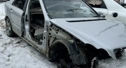 Mercedes-Benz C 230 2004 годаүшін10 000 тг. в Уральск – фото 4