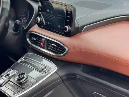 Hyundai Santa Fe 2021 года за 14 590 000 тг. в Семей – фото 8