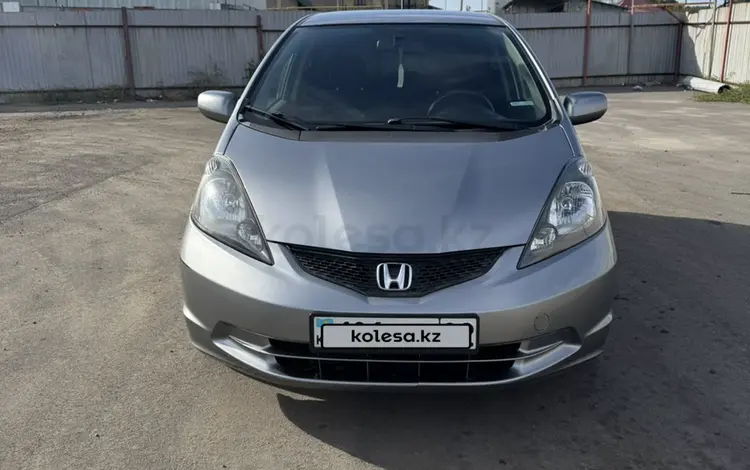 Honda Fit 2010 года за 3 800 000 тг. в Алматы