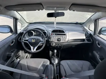 Honda Fit 2010 года за 3 800 000 тг. в Алматы – фото 7
