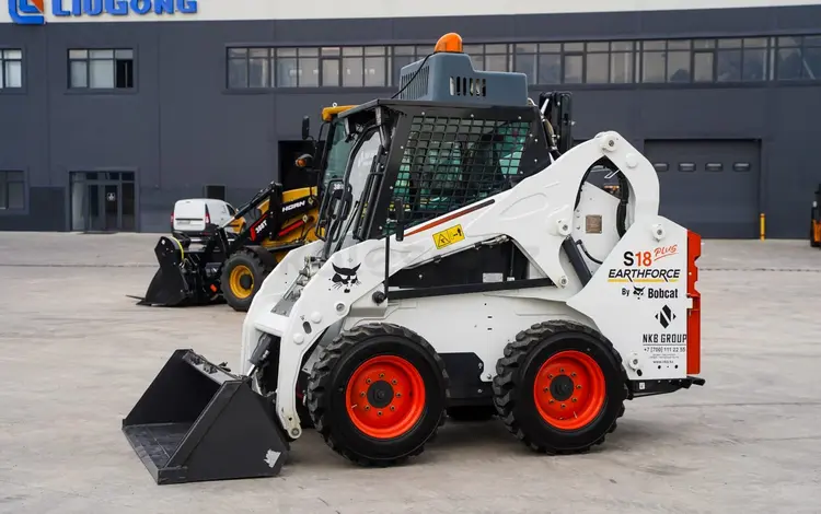 Bobcat  t-S18( мини погрузчик грузоподъемность 894 кг) 2024 года за 20 007 000 тг. в Алматы