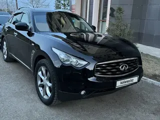 Infiniti FX35