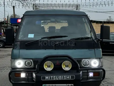 Mitsubishi Delica 1994 года за 2 800 000 тг. в Алматы