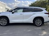 Toyota Highlander 2023 годаүшін35 200 000 тг. в Алматы – фото 5