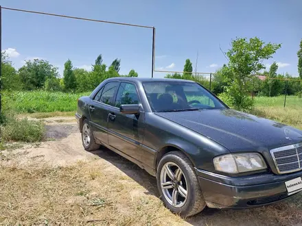 Mercedes-Benz C 200 1994 года за 1 950 000 тг. в Шымкент