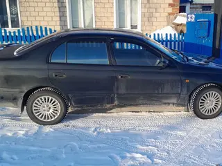 Toyota Carina E