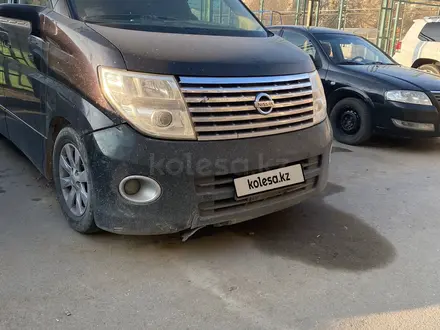 Nissan Elgrand 2006 года за 5 500 000 тг. в Актау – фото 3