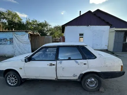 ВАЗ (Lada) 21099 1993 года за 370 000 тг. в Семей – фото 3