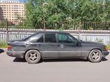Mercedes-Benz E 200 1991 года за 1 300 000 тг. в Астана – фото 4
