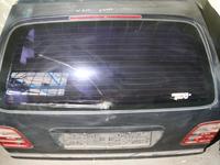 Крышка багажника Mercedes Benz E320 W210 (210) Универсал за 35 000 тг. в Алматы