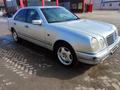 Mercedes-Benz E 230 1997 годаүшін2 200 000 тг. в Алматы – фото 4