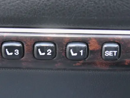 Toyota Land Cruiser Luxe 2012 года за 20 990 000 тг. в Шымкент – фото 21