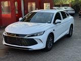 BYD Qin L DM-i 2025 годаүшін10 200 000 тг. в Астана – фото 2