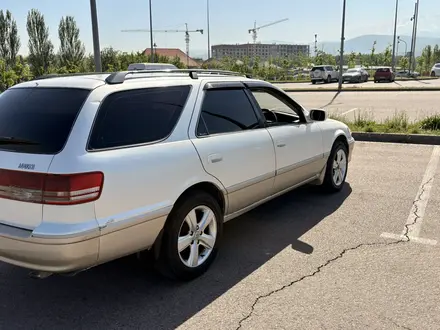 Toyota Mark II Qualis 1997 года за 3 500 000 тг. в Алматы