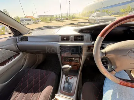 Toyota Mark II Qualis 1997 года за 3 500 000 тг. в Алматы – фото 15