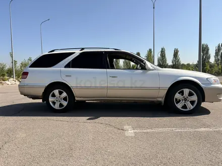 Toyota Mark II Qualis 1997 года за 3 500 000 тг. в Алматы – фото 7