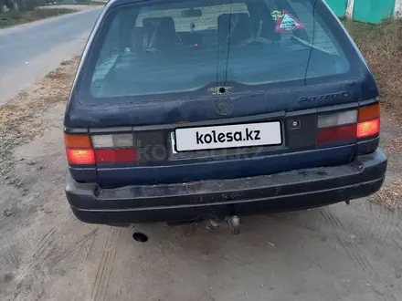 Volkswagen Passat 1992 года за 1 100 000 тг. в Павлодар – фото 2