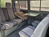 Volkswagen Multivan 1993 года за 3 200 000 тг. в Караганда – фото 2