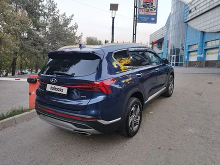 Hyundai Santa Fe 2022 года за 11 600 000 тг. в Алматы – фото 4