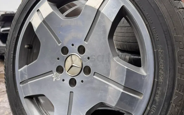 Mercedes R18 (ЗАПАСКА) (ОДИНОЧКА) за 75 000 тг. в Алматы