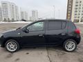 Renault Sandero 2015 года за 3 000 000 тг. в Астана – фото 2