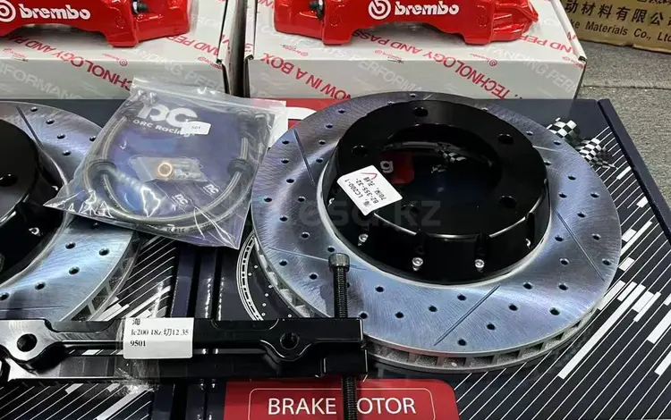 Тормозная система Brembo для Toyota Land Cruiser 200 - 6×4 pot за 1 200 000 тг. в Костанай