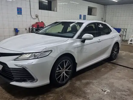 Toyota Camry 2024 года за 20 500 000 тг. в Шымкент